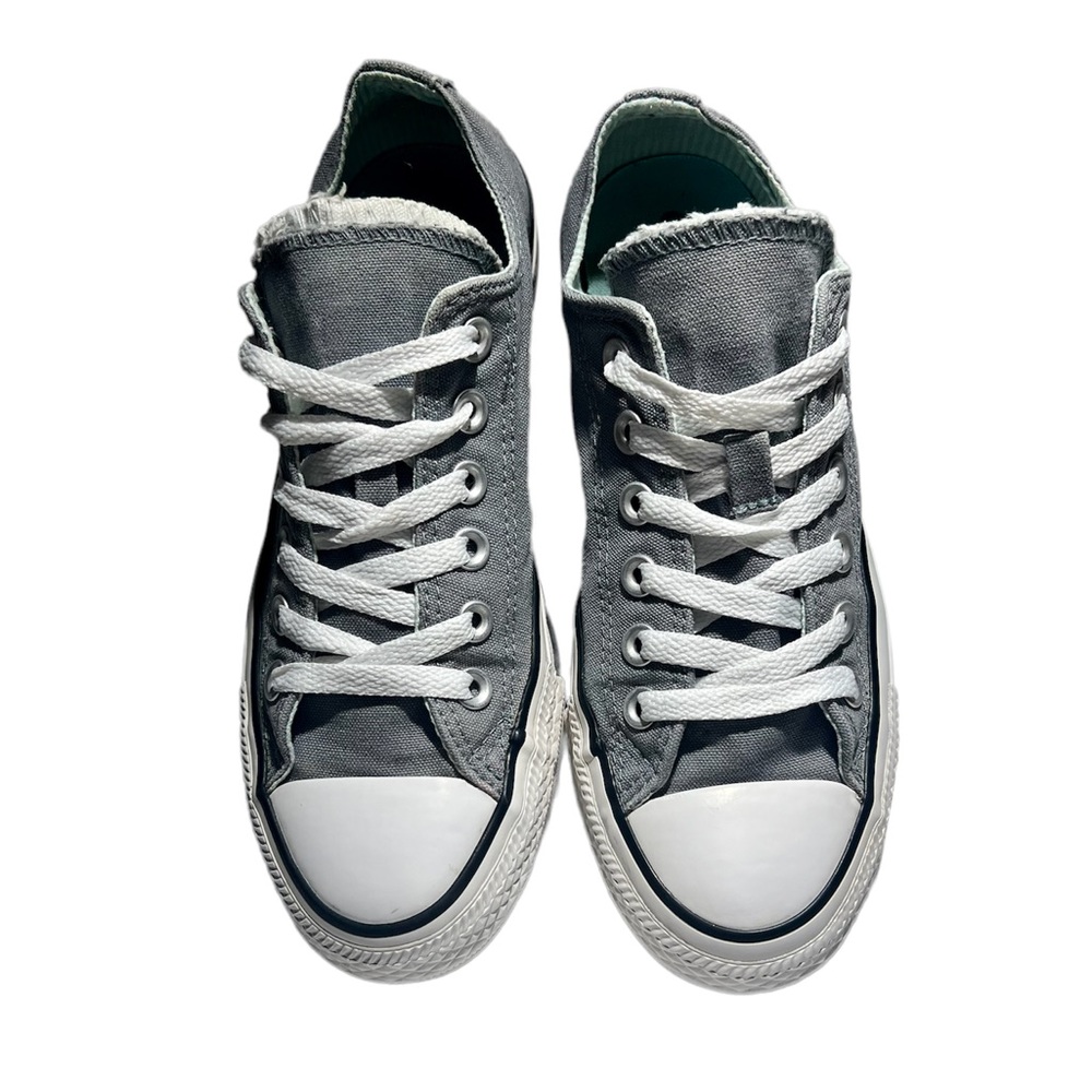 Converse gray and white canvas women’s size 7